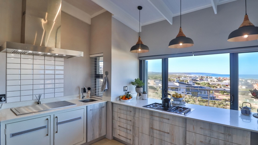 2 Bedroom Property for Sale in Stilbaai Oos Western Cape
